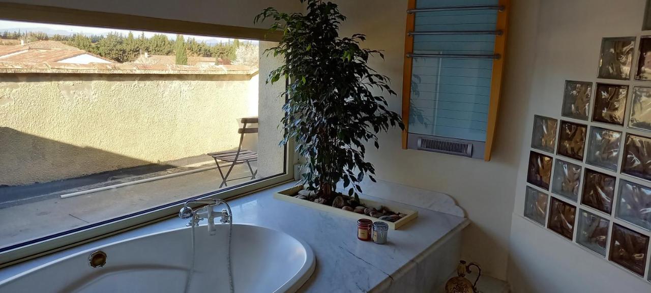 Apartament Purani Jonquieres  Zewnętrze zdjęcie
