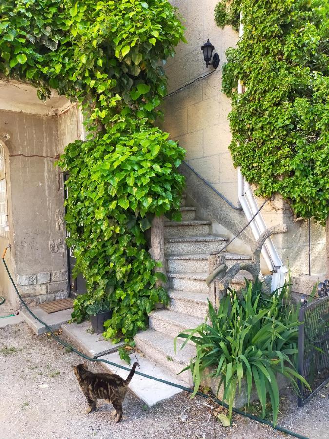 Apartament Purani Jonquieres  Zewnętrze zdjęcie